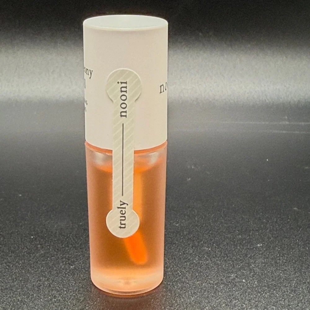3/$15 🌸 Applepeony Lip Oil - Nourishing & Tinting